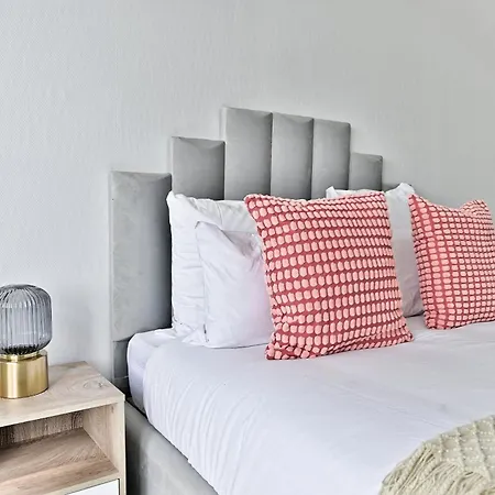 Spacieux En Banlieue Parisienne - Ii Apartamento *